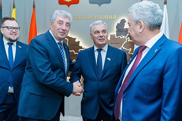 Парламент Мордовии поздравил оренбуржцев с Днем образования области
